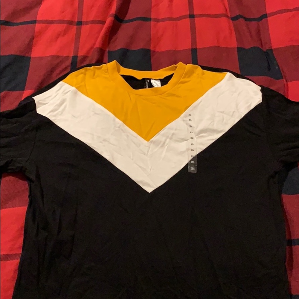 Sweatshirt - Picture 2 of 2